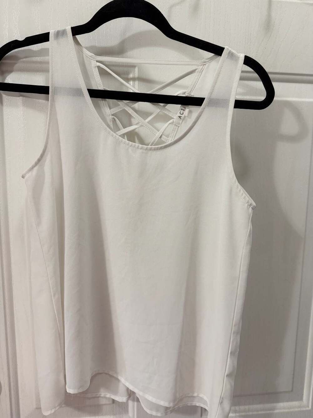 ACTIVE White Lattice Criss Cross Back Tank Top